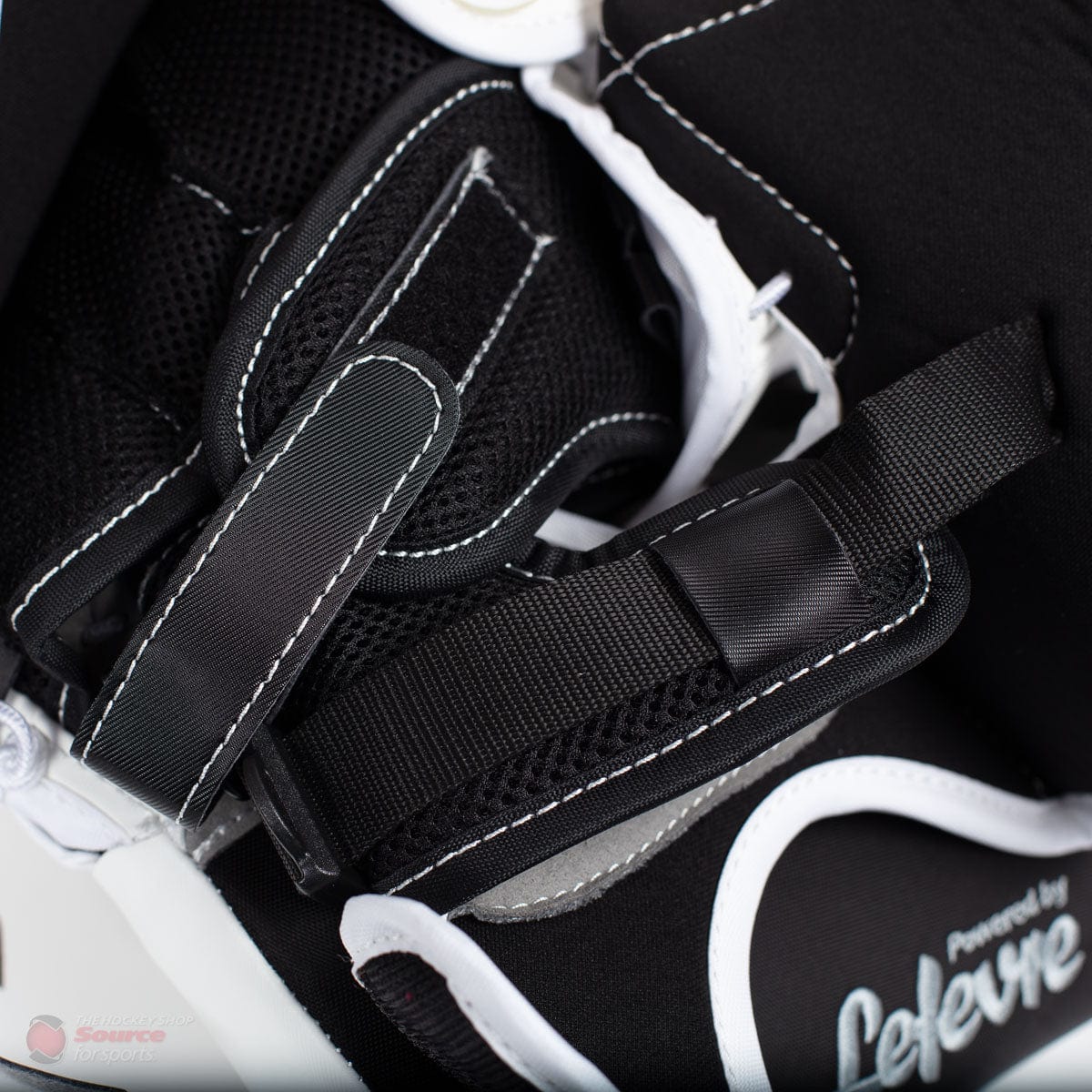 CCM Extreme Flex E4.9 Intermediate Goalie Catcher - Source Exclusive