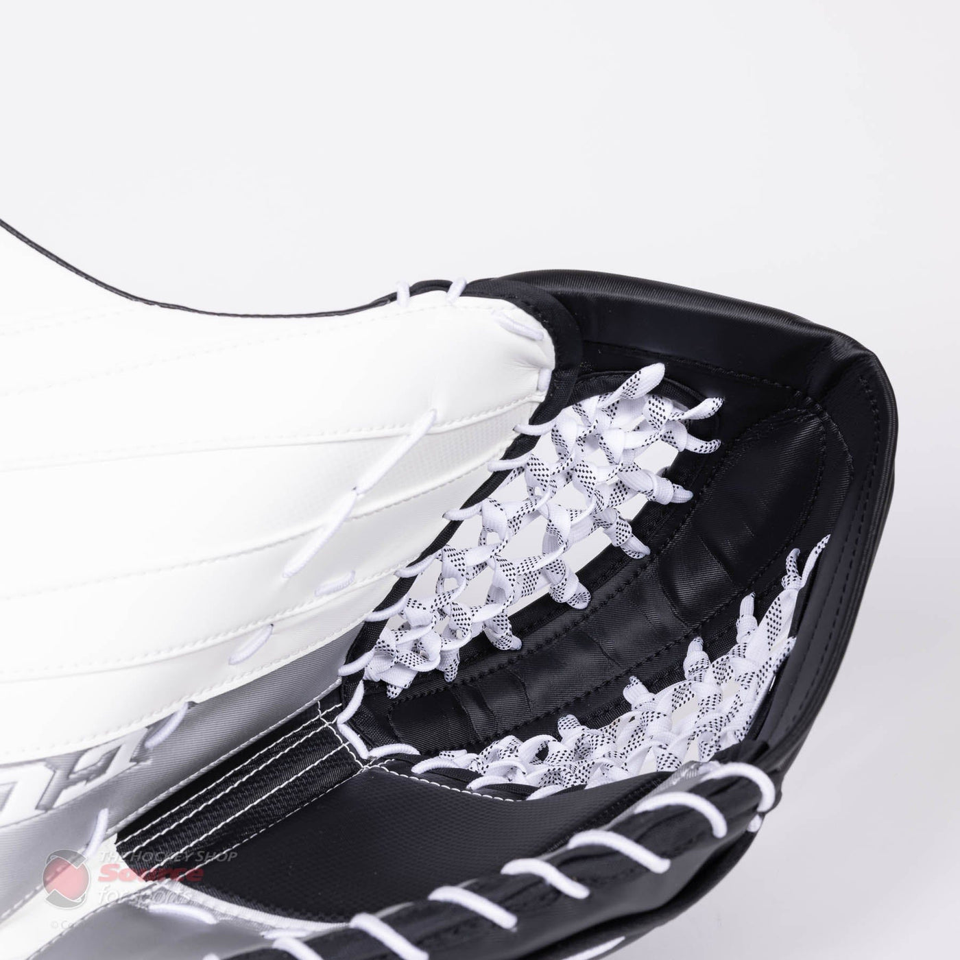 CCM Catchers CCM Extreme Flex E5.5 Senior Goalie Catcher - Source Exclusive - TheHockeyShop