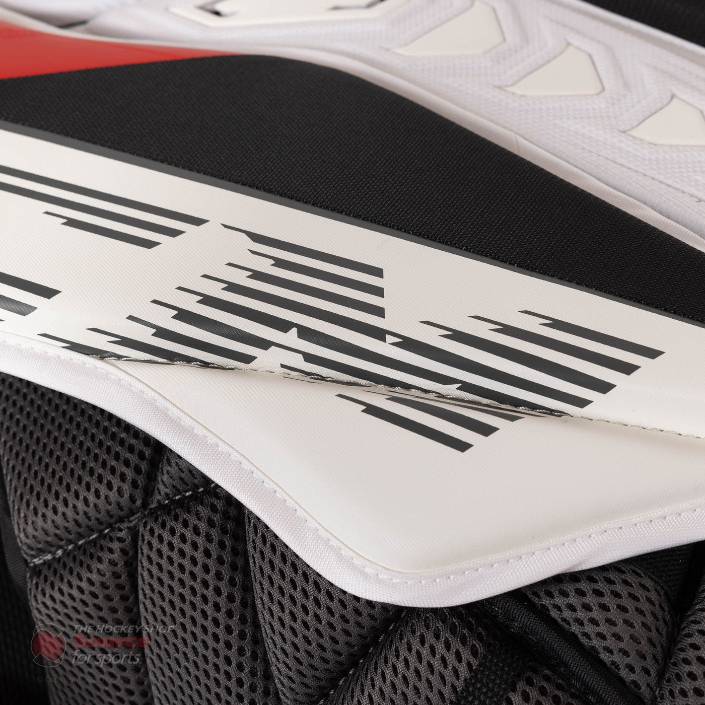 CCM Extreme Flex 5 Senior Chest & Arm Protector - White / Grey / Red