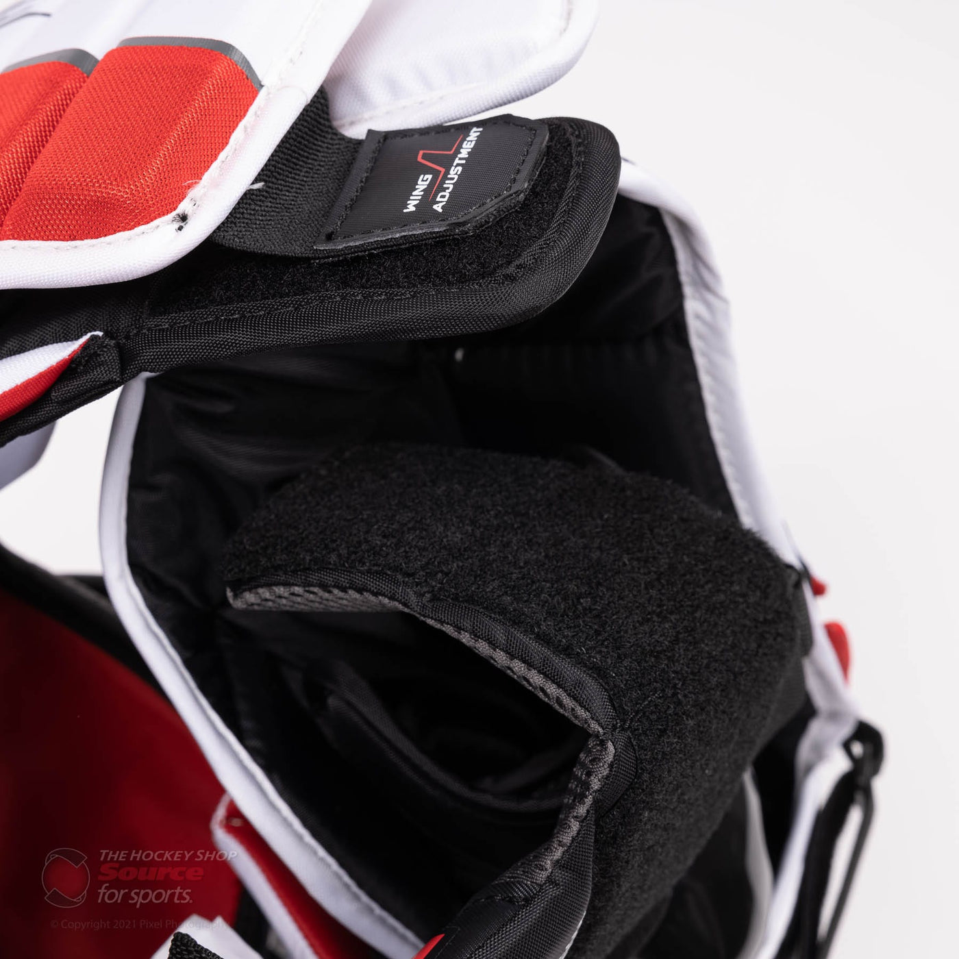 CCM Extreme Flex E5.5 Junior Chest & Arm Protector