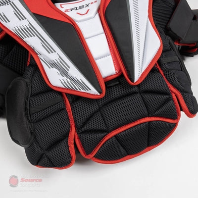 CCM Extreme Flex E5.5 Junior Chest & Arm Protector - Source Exclusive