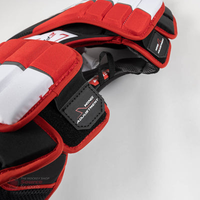 CCM Extreme Flex E5.5 Junior Chest & Arm Protector - Source Exclusive