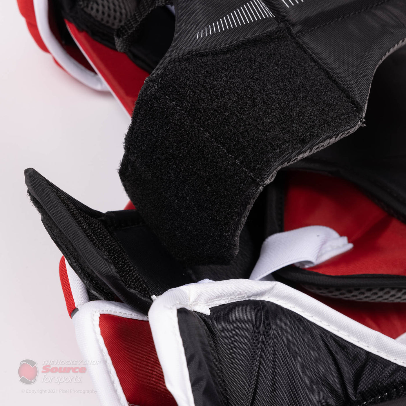 CCM Extreme Flex E5.5 Youth Chest & Arm Protector