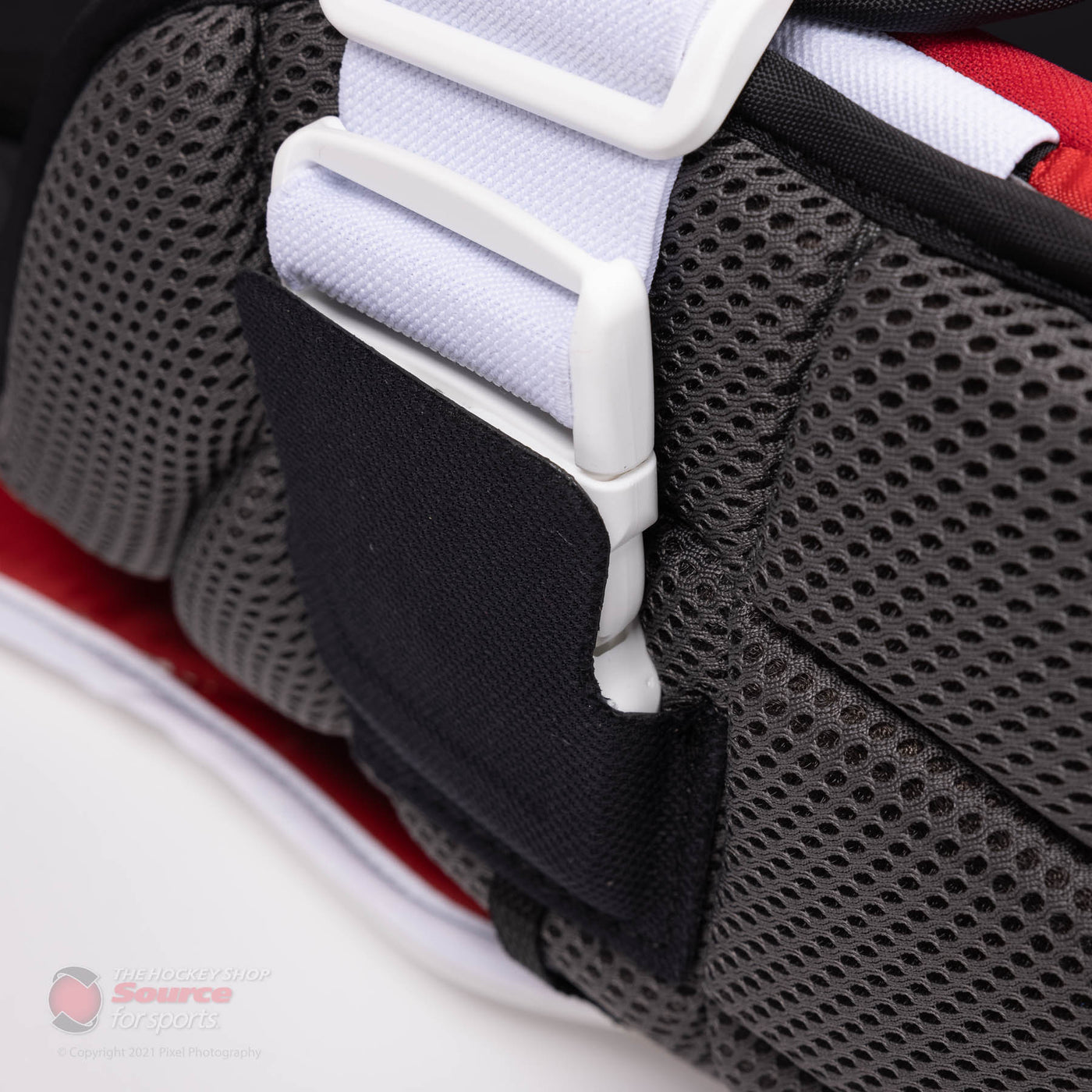 CCM Extreme Flex E5.9 Intermediate Chest & Arm Protector