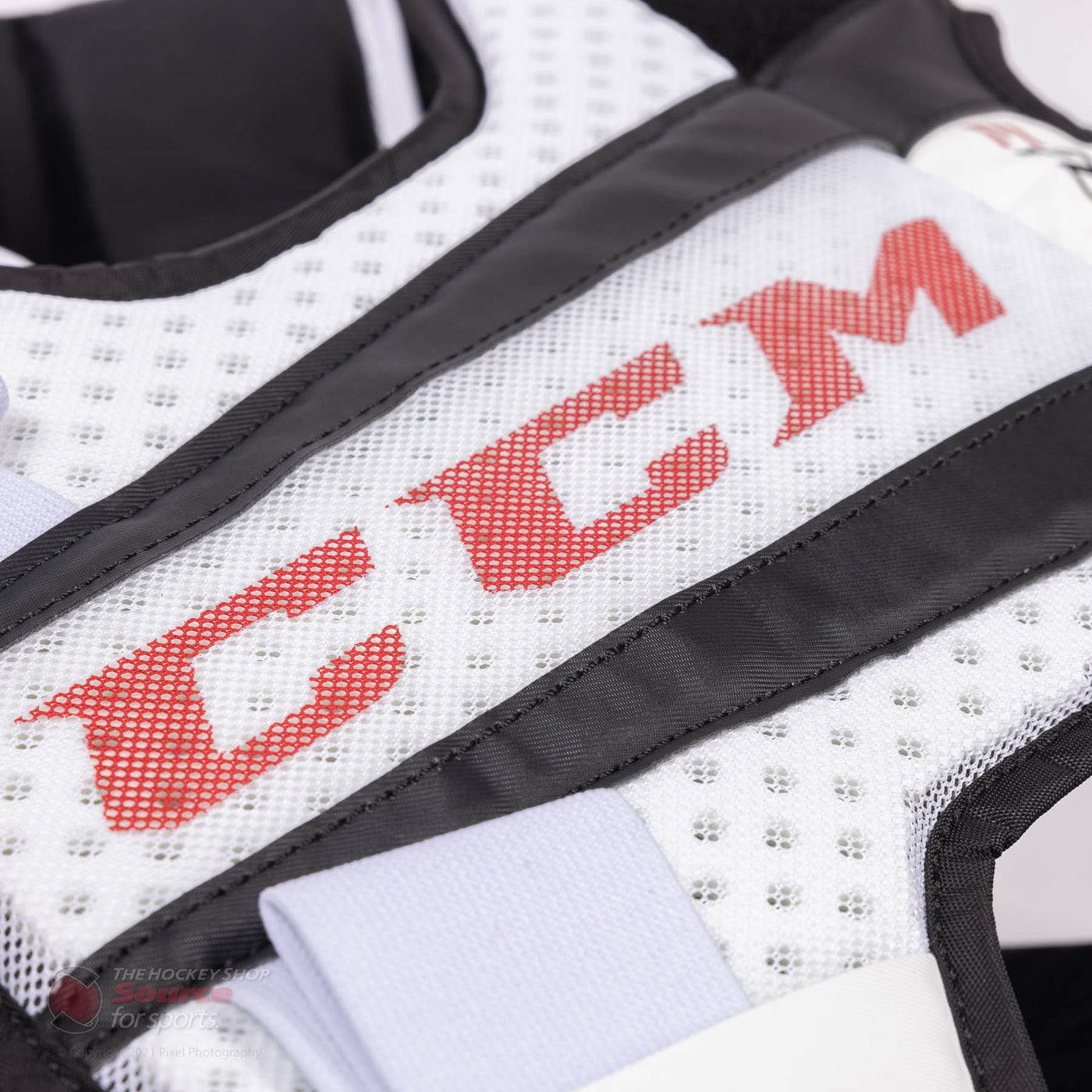CCM Extreme Flex E5.9 Intermediate Chest & Arm Protector