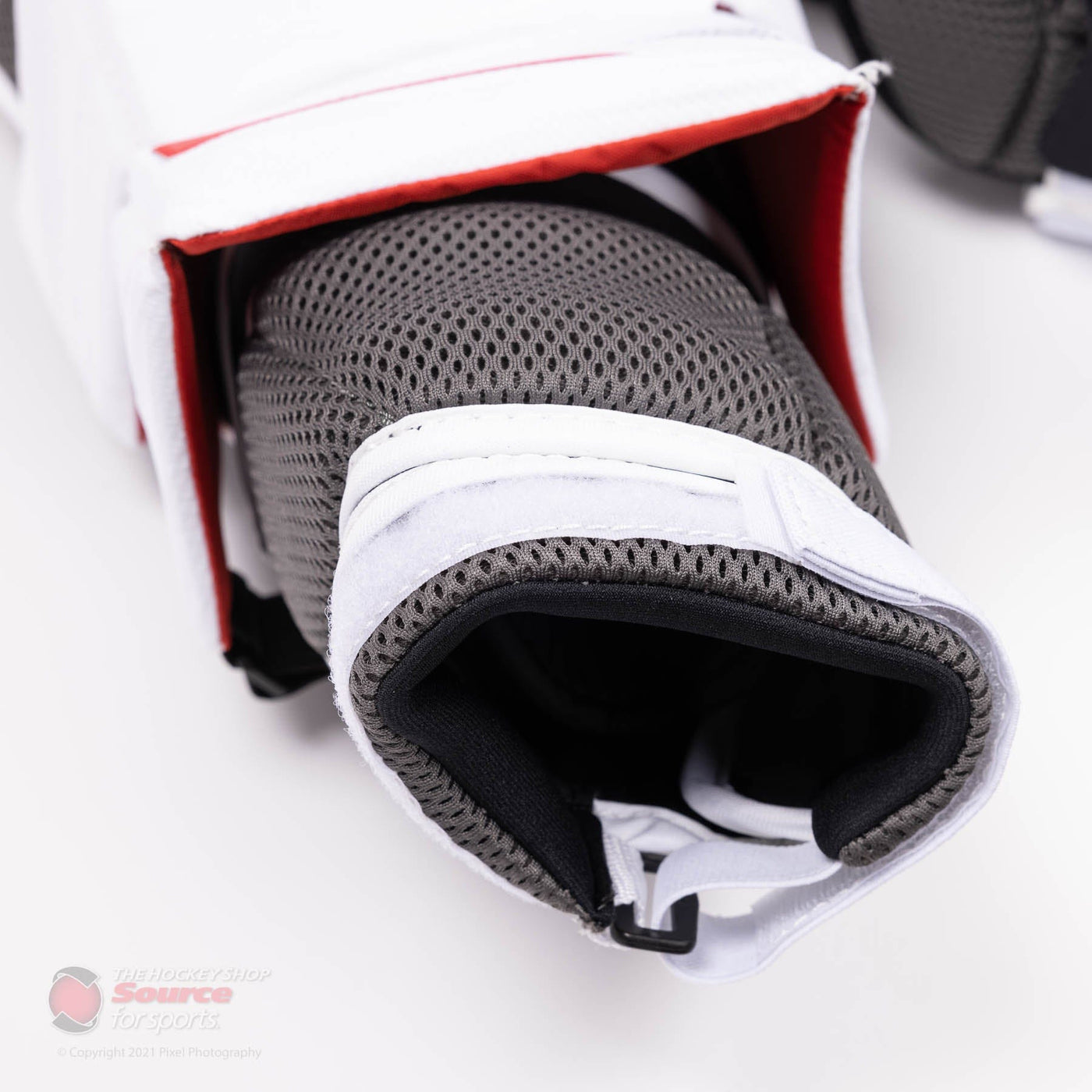 CCM Extreme Flex E5.9 Intermediate Chest & Arm Protector