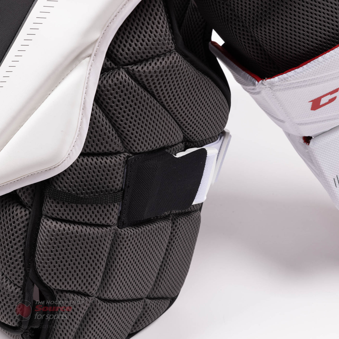 CCM Extreme Flex E5.9 Senior Chest & Arm Protector