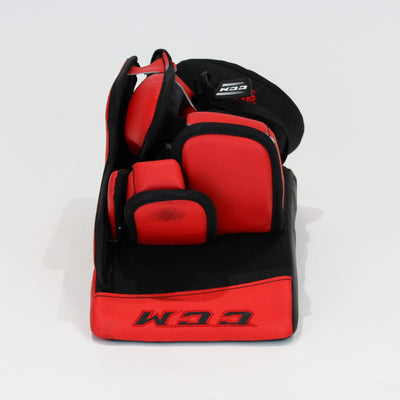 CCM Extreme Flex 4 Pro Senior Goalie Blocker - Demo B