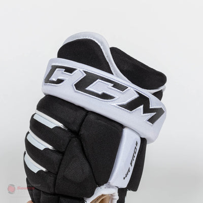 CCM Tacks 4R Pro² Junior Hockey Gloves