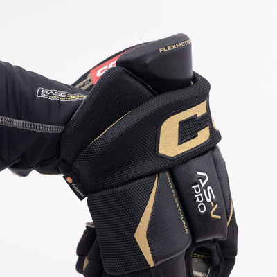 CCM Tacks AS-V Pro Senior Hockey Gloves