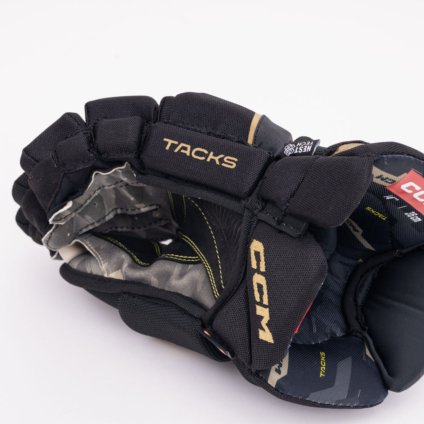 CCM Tacks AS-V Pro Senior Hockey Gloves