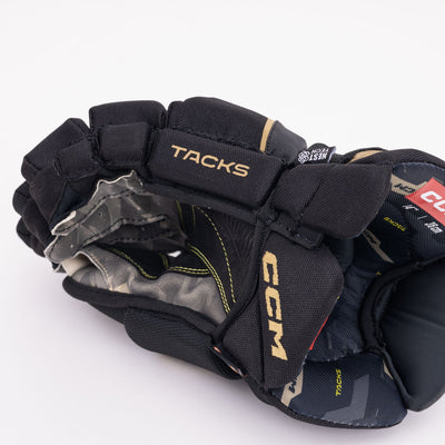 CCM Tacks AS-V Pro Senior Hockey Gloves