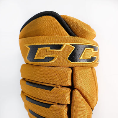 CCM Tacks Vector Plus Junior Hockey Gloves - The Hockey Shop Source For Sports