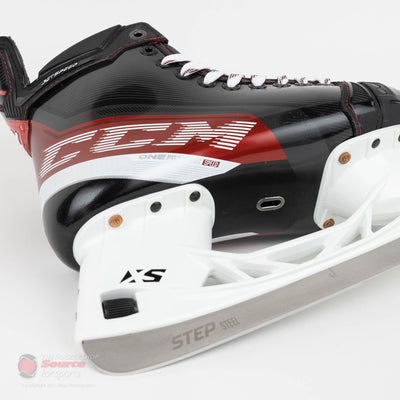 CCM Jetspeed FT4 Senior Hockey Skates
