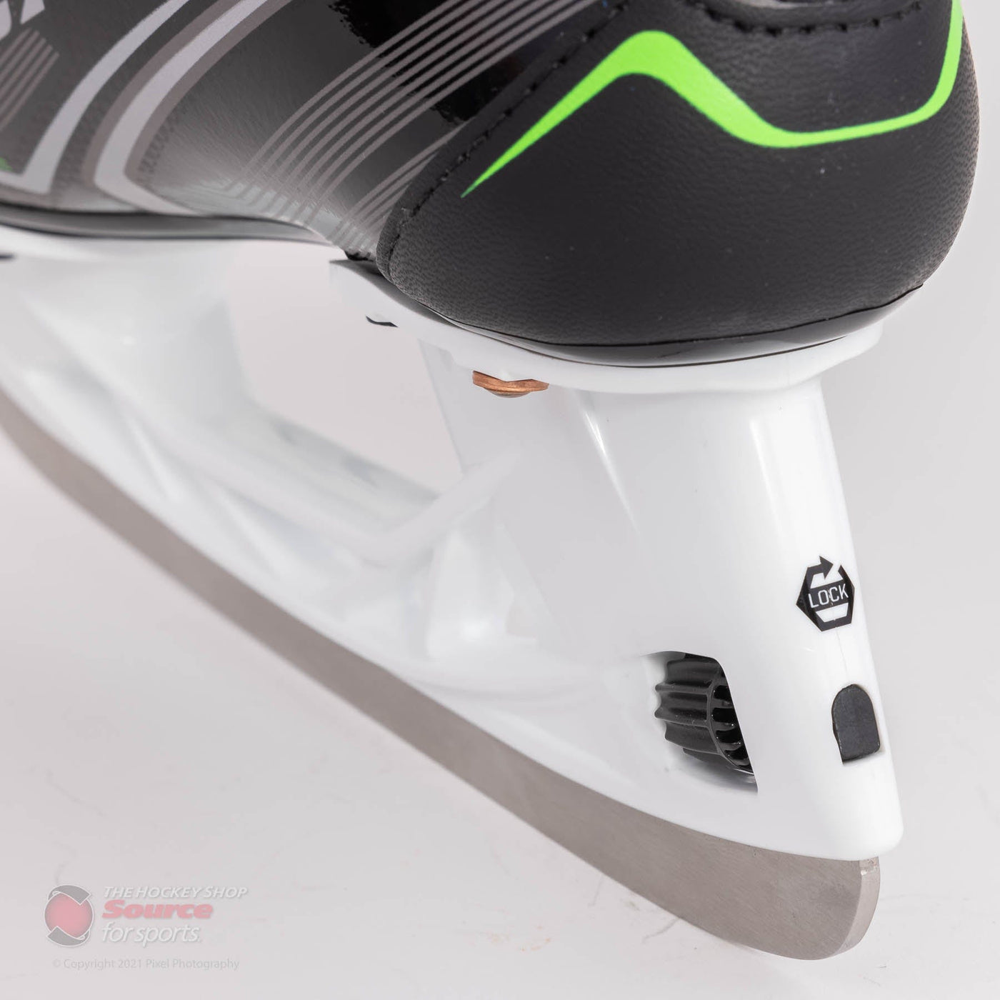 CCM RIBCOR 86K Intermediate Hockey Skates