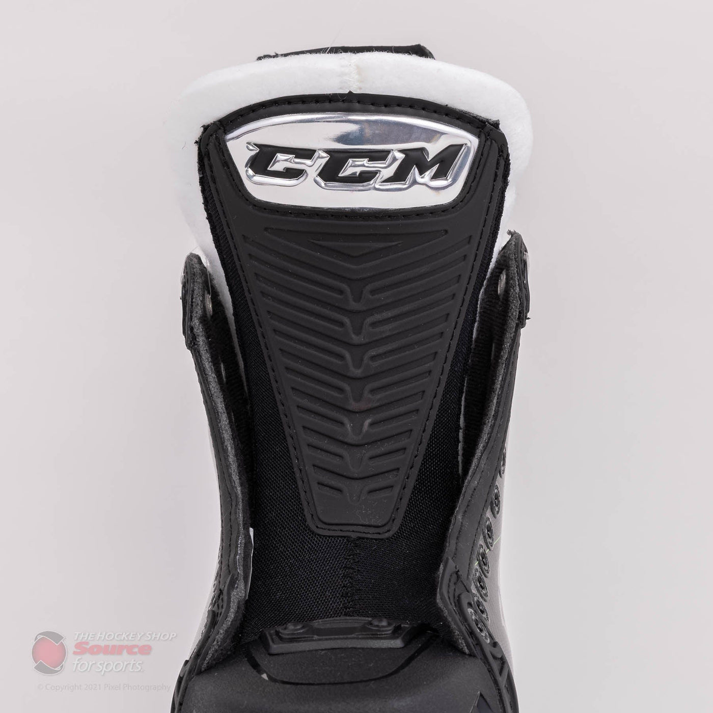 CCM RIBCOR 88K Senior Hockey Skates