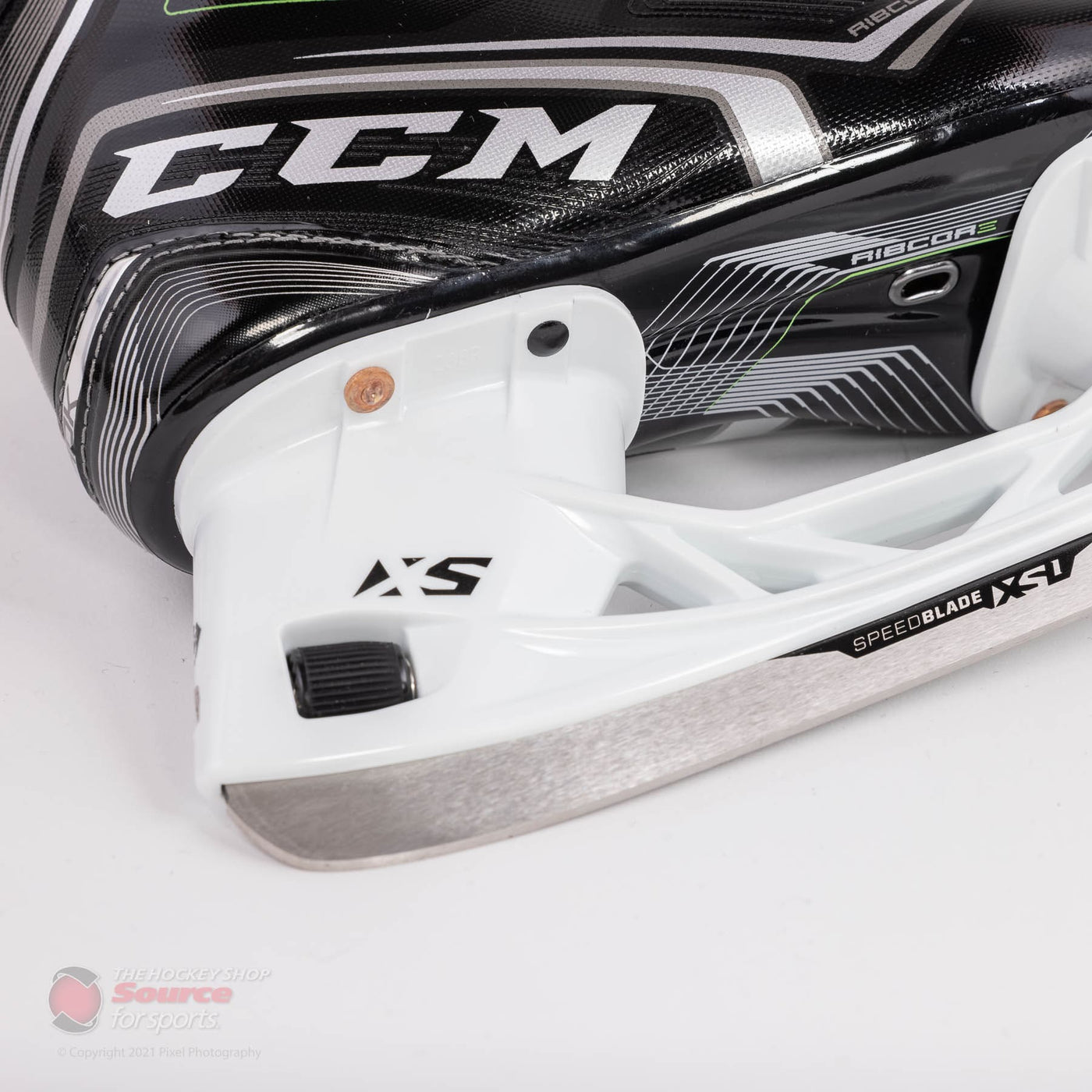 CCM RIBCOR 90K Intermediate Hockey Skates
