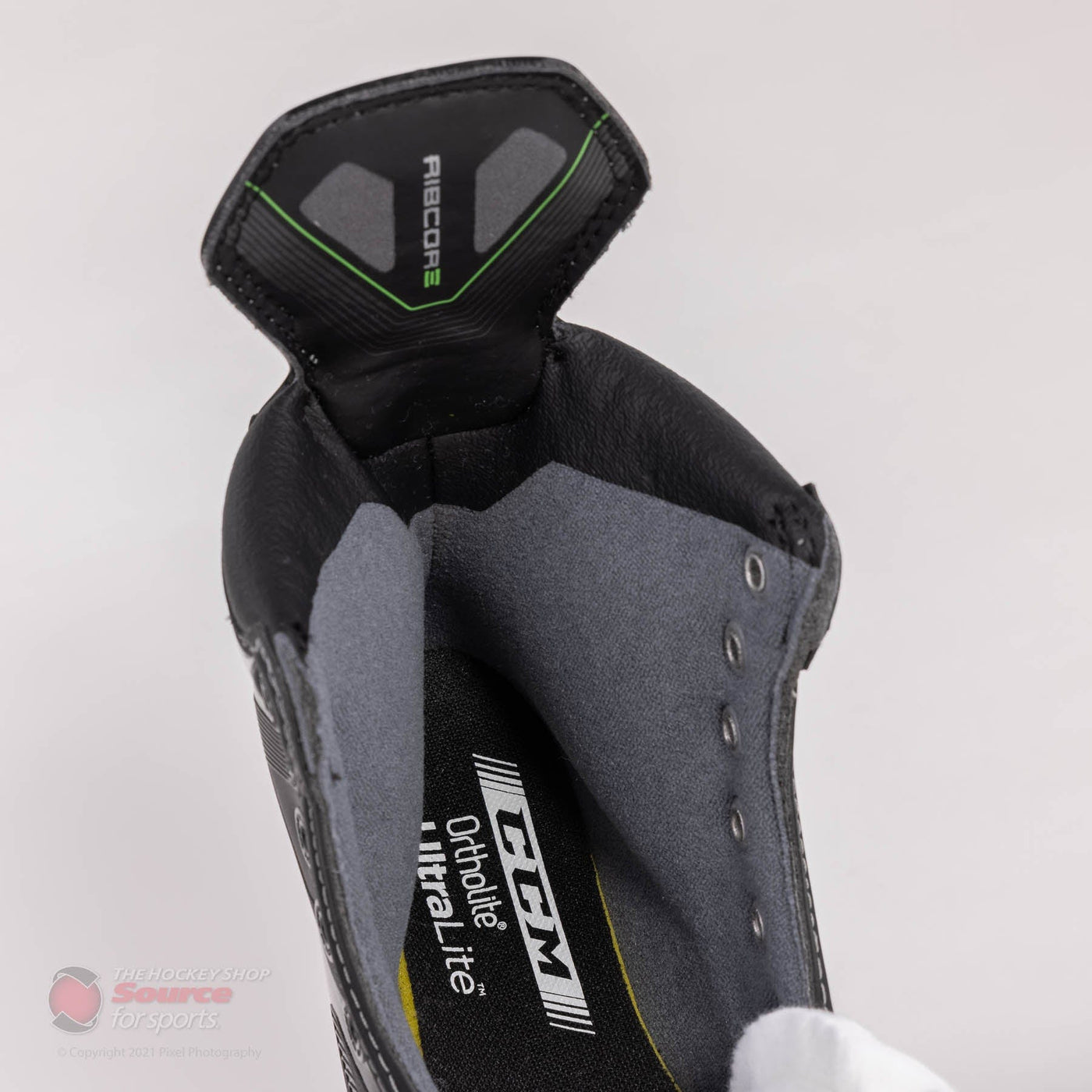 CCM RIBCOR 90K Junior Hockey Skates