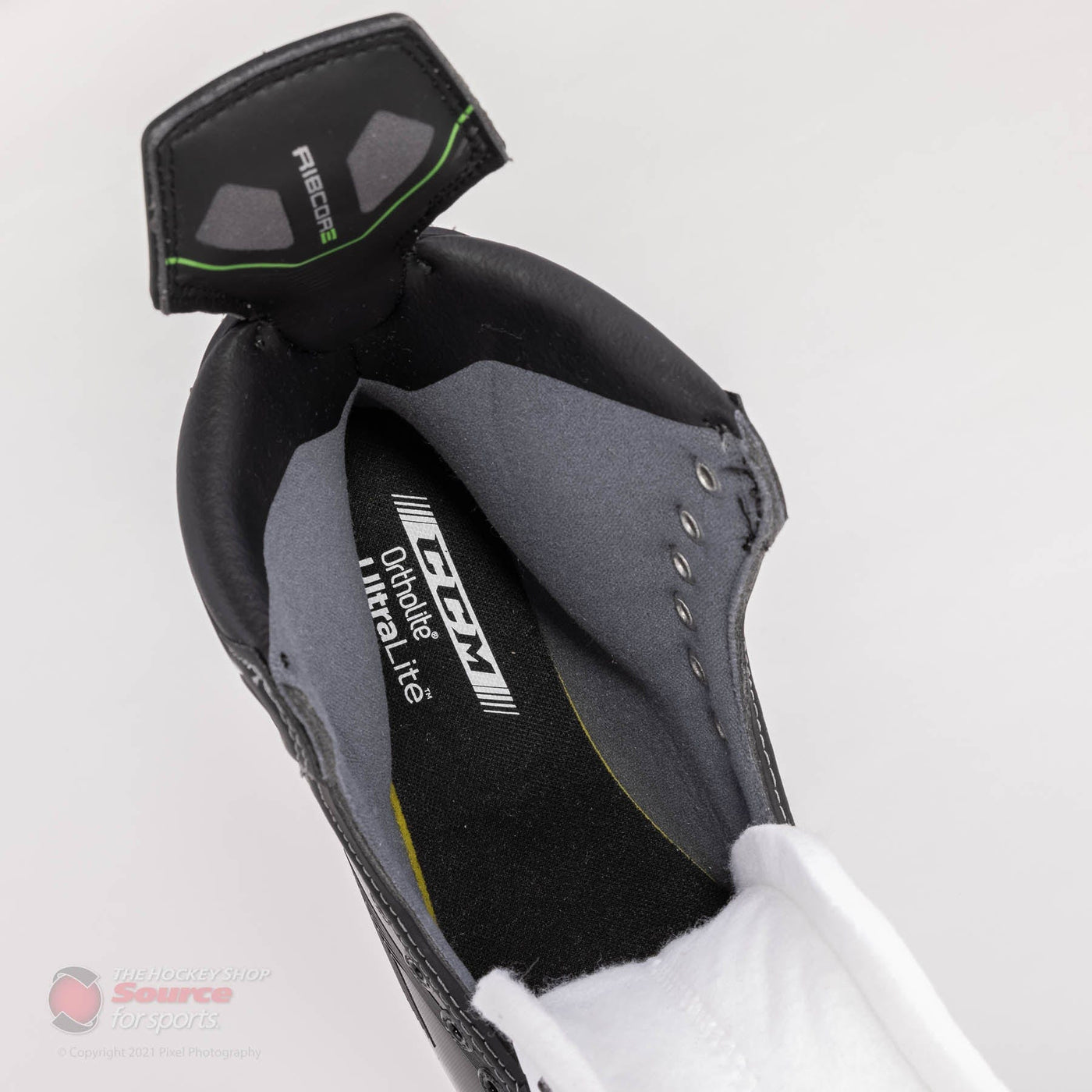 CCM RIBCOR 90K Senior Hockey Skates