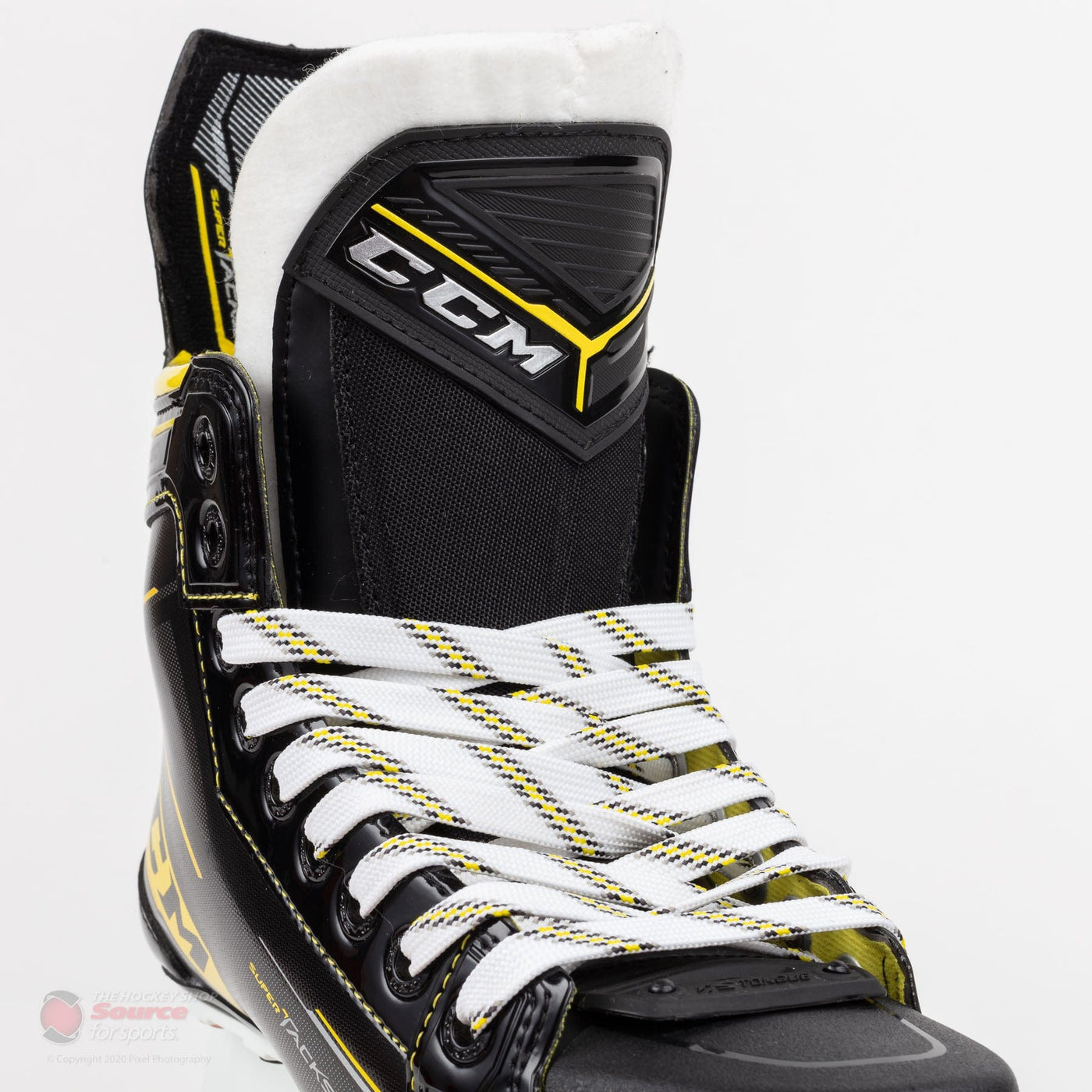 CCM Super Tacks 9380 Junior Hockey Skates