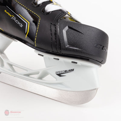 CCM Super Tacks 9380 Youth Hockey Skates