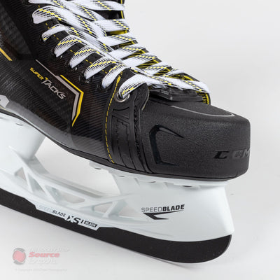 CCM Super Tacks Vector Plus Senior Hockey Skates (2020)