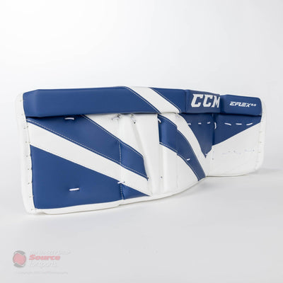 CCM Extreme Flex E5.5 Junior Goalie Leg Pads