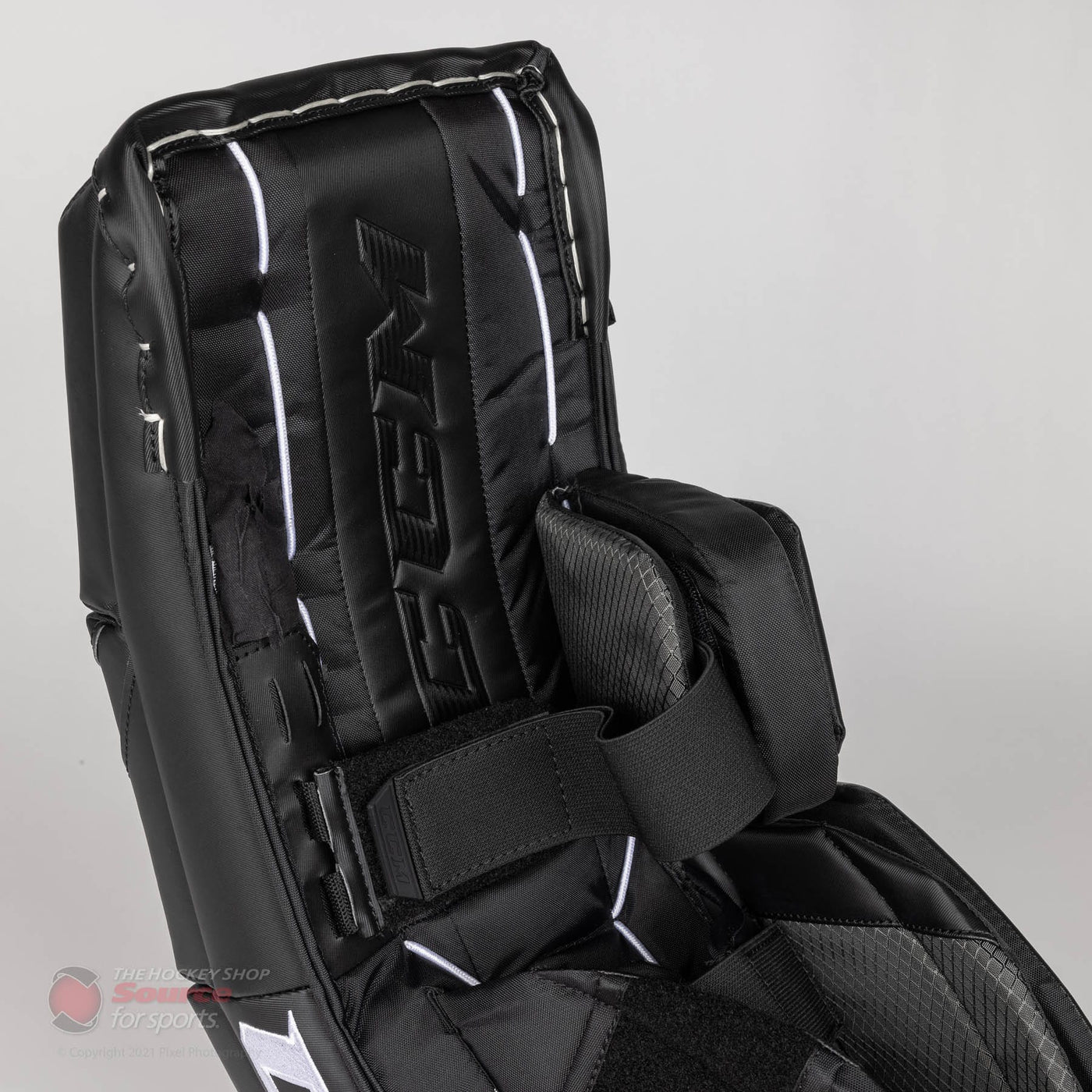 CCM Extreme Flex E5.5 Junior Goalie Leg Pads - Source Exclusive