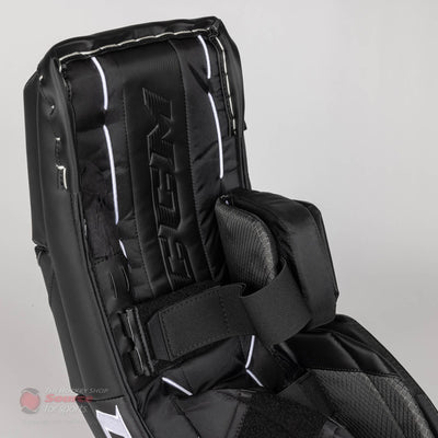 CCM Extreme Flex E5.5 Junior Goalie Leg Pads - Source Exclusive