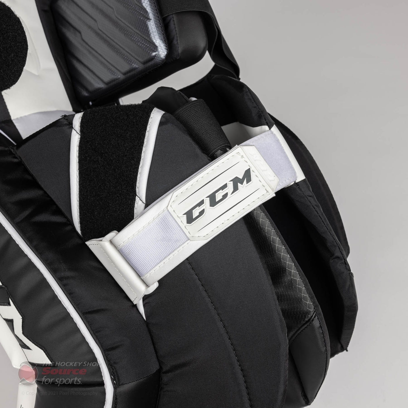CCM Extreme Flex E5.9 Intermediate Goalie Leg Pads - Source Exclusive