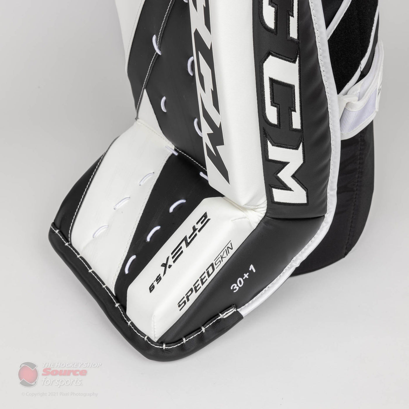 CCM Extreme Flex E5.9 Intermediate Goalie Leg Pads - Source Exclusive