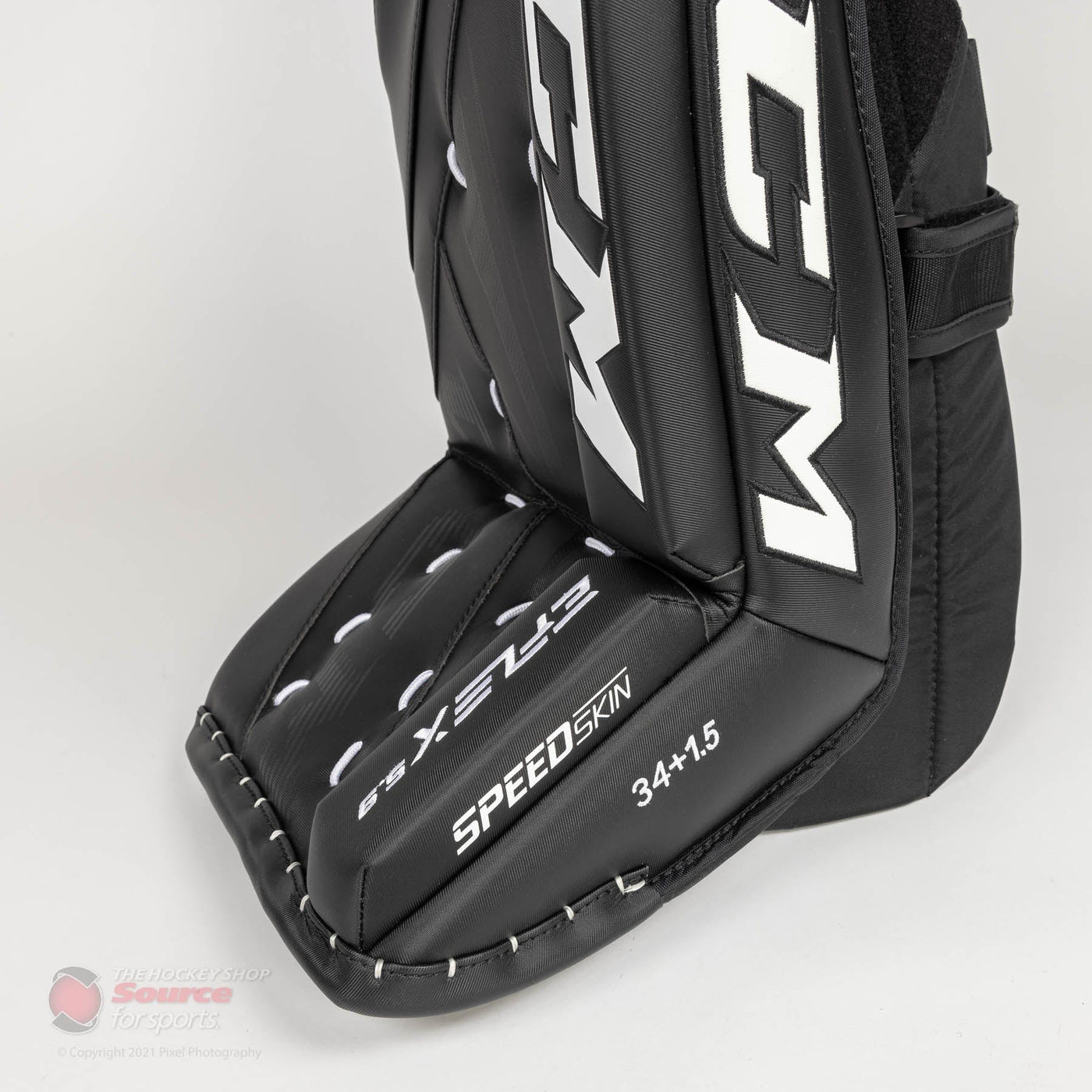 CCM Extreme Flex E5.9 Senior Goalie Leg Pads - Source Exclusive