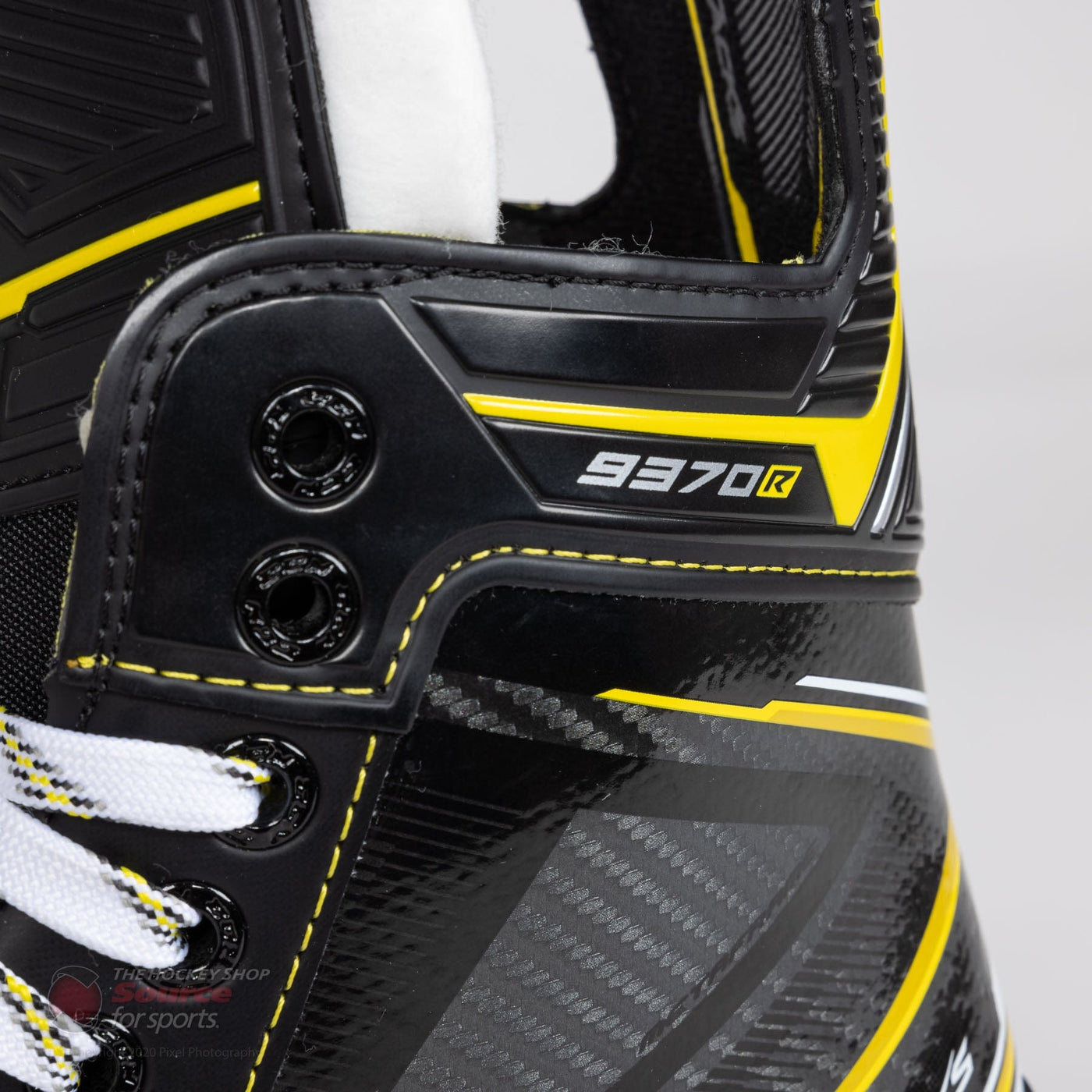 CCM Super Tacks 9370R Senior Roller Hockey Skates