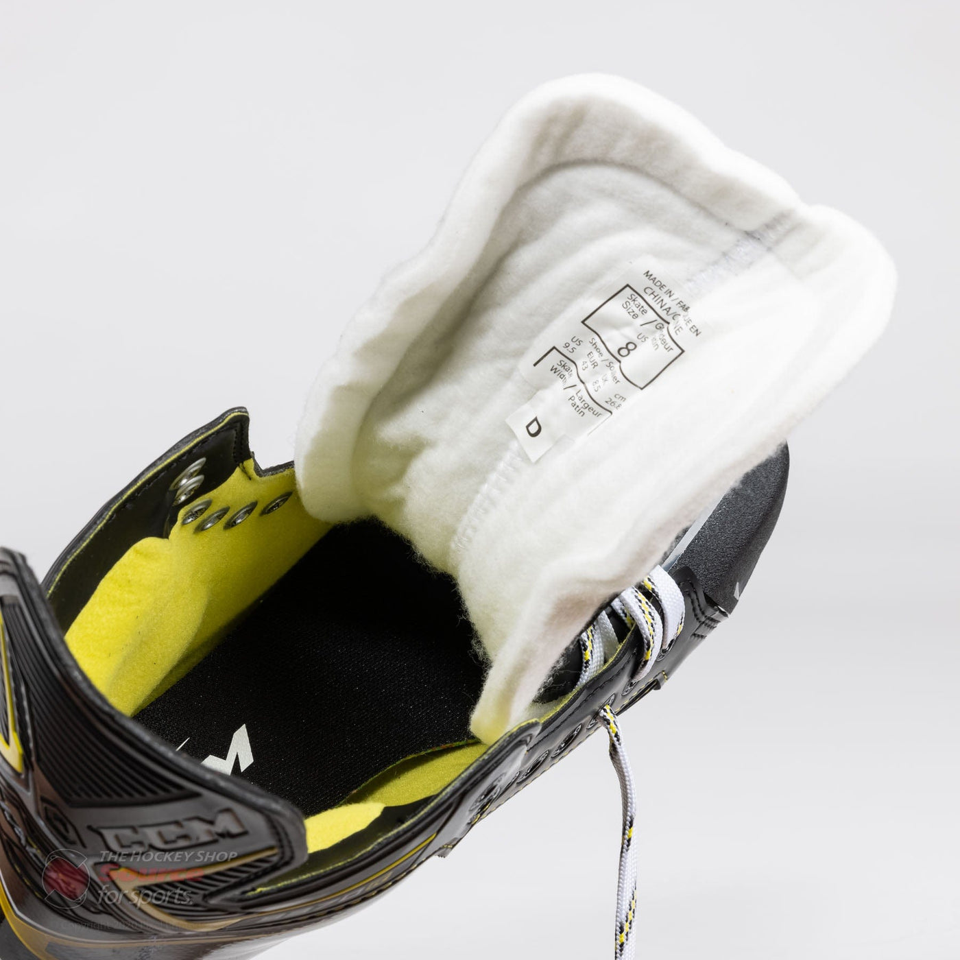 CCM Super Tacks 9370R Senior Roller Hockey Skates
