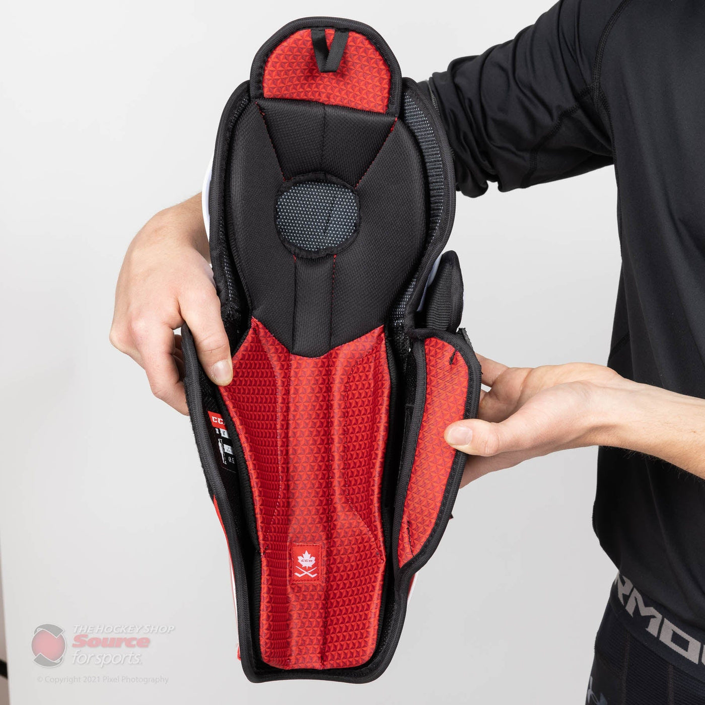 CCM Jetspeed Control Senior Hockey Shin Guards