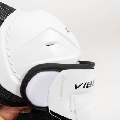 CCM Jetspeed Vibe Junior Hockey Shin Guards