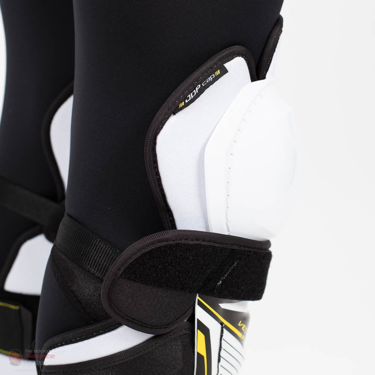 CCM Tacks Vector Plus Senior Hockey Shin Guards