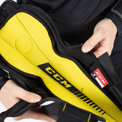 CCM Tacks Vector Plus Senior Hockey Shin Guards