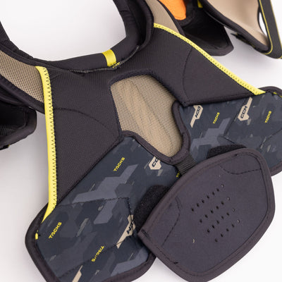 CCM Tacks AS-V Junior Hockey Shoulder Pads