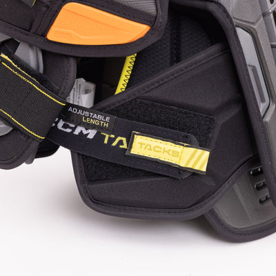 CCM Tacks AS-V Pro Junior Hockey Shoulder Pads