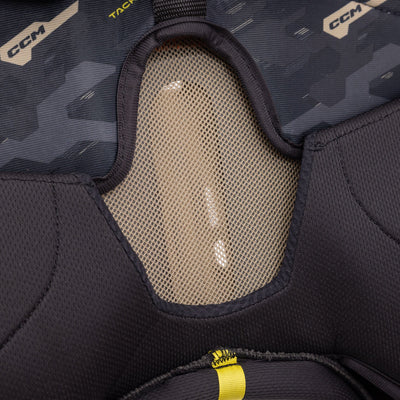 CCM Tacks AS-V Senior Hockey Shoulder Pads