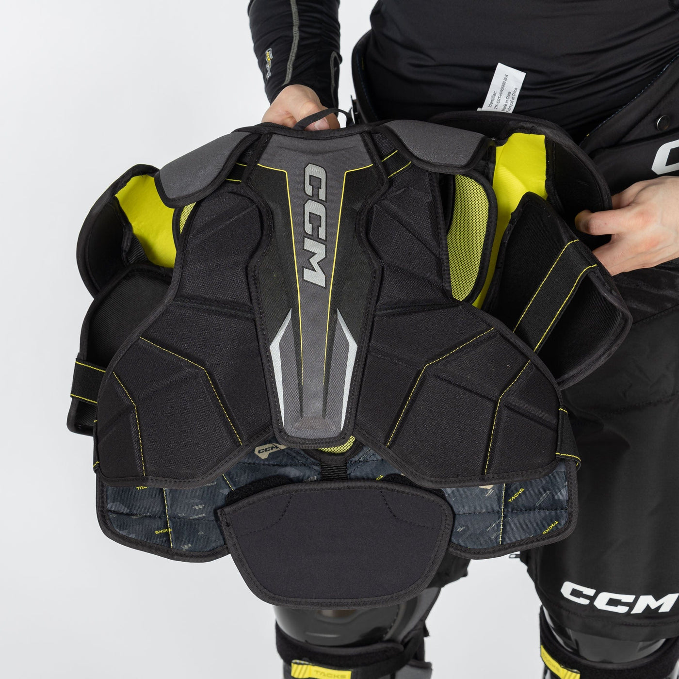 CCM Tacks AS580 Senior Hockey Shoulder Pads - The Hockey Shop Source For Sports