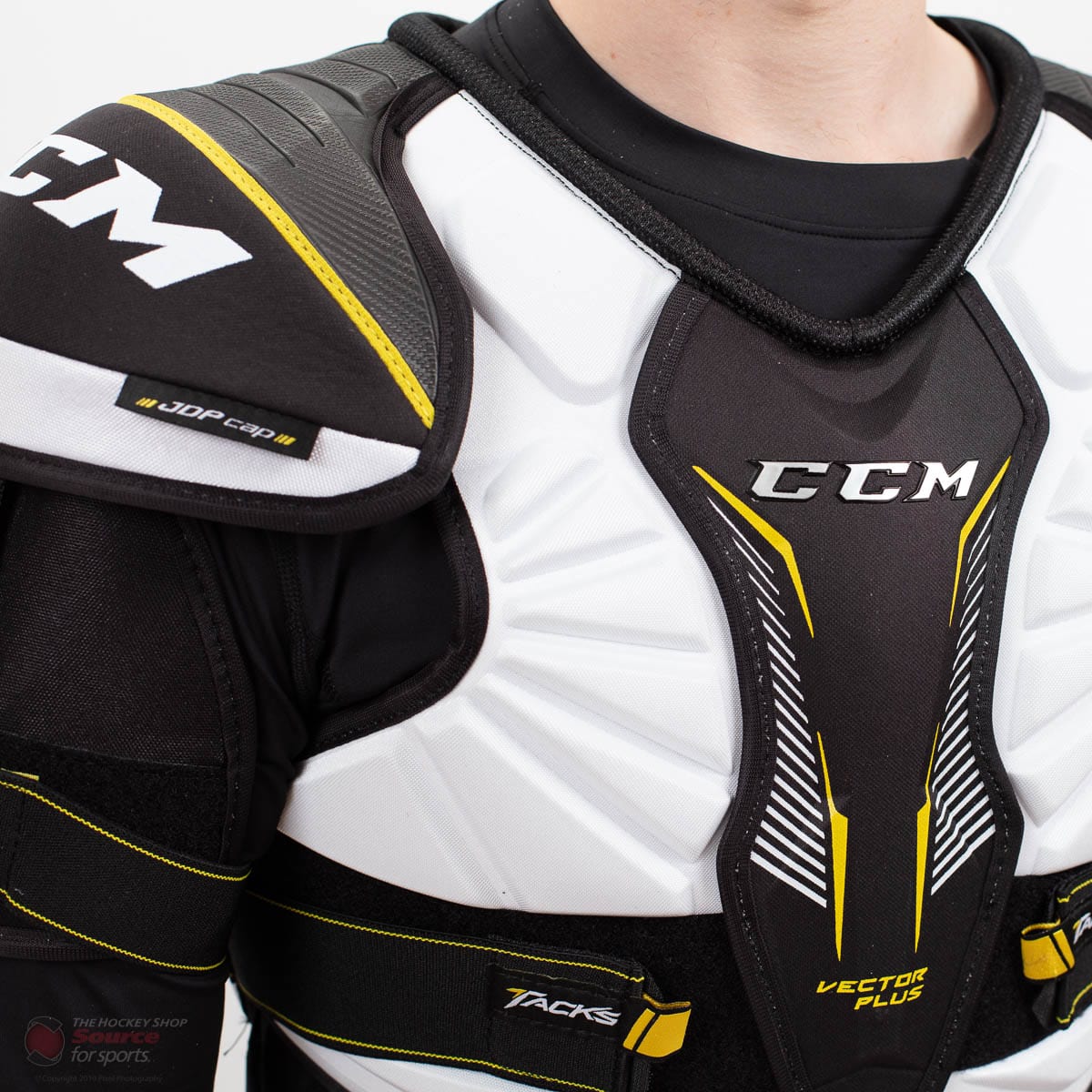 CCM Tacks Vector Plus Junior Hockey Shoulder Pads