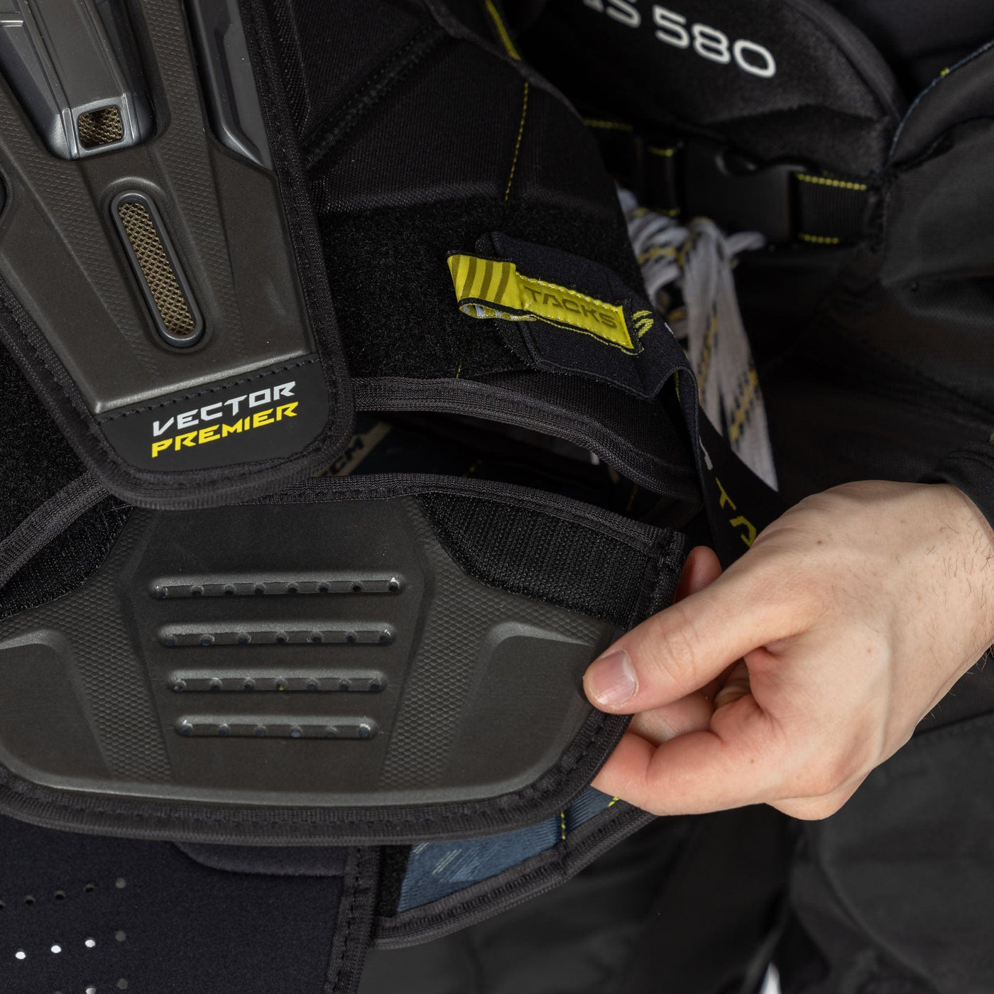 CCM Tacks Vector Premier Senior Hockey Shoulder Pads - The Hockey Shop Source For Sports