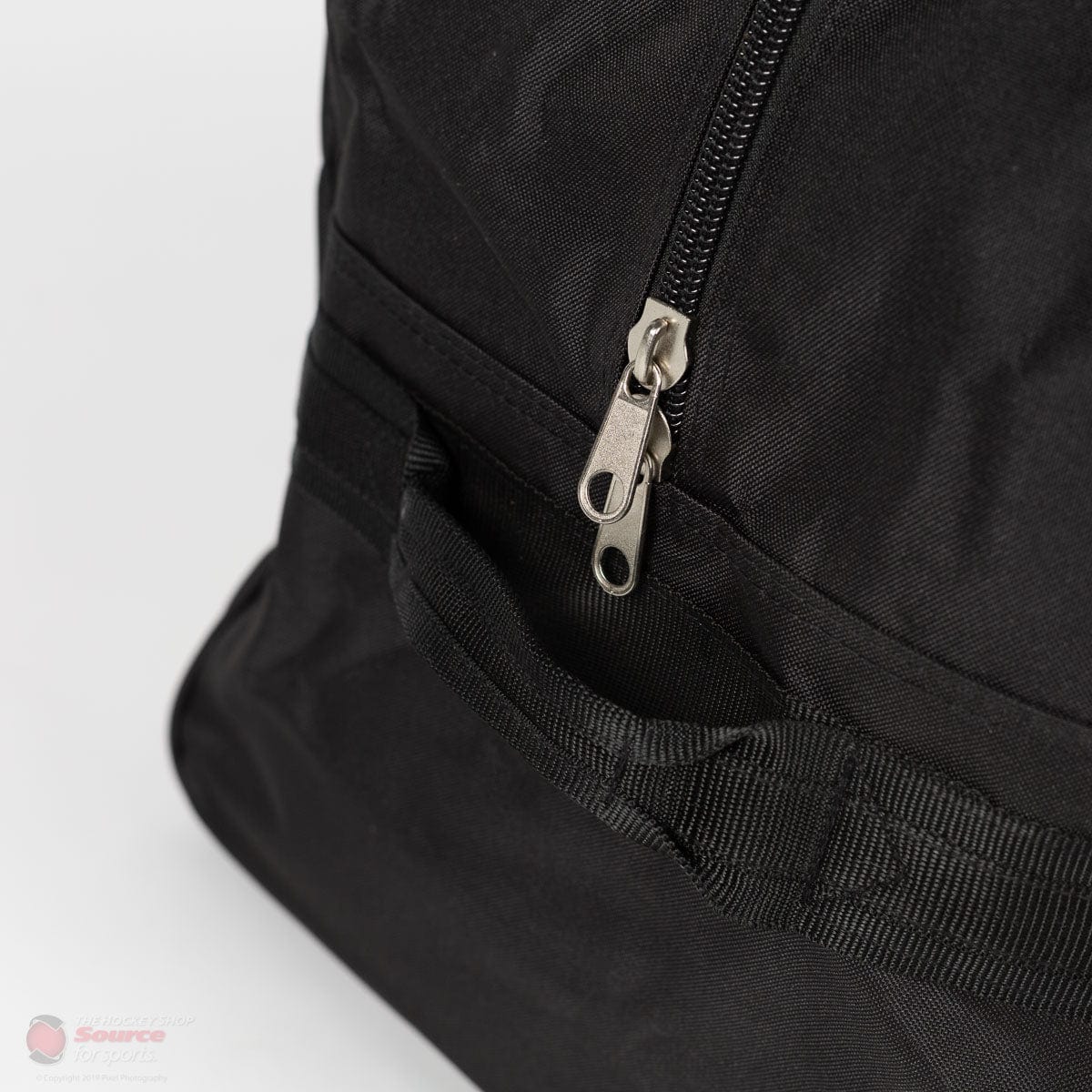 CCM 320 Core Junior Wheel Hockey Bag