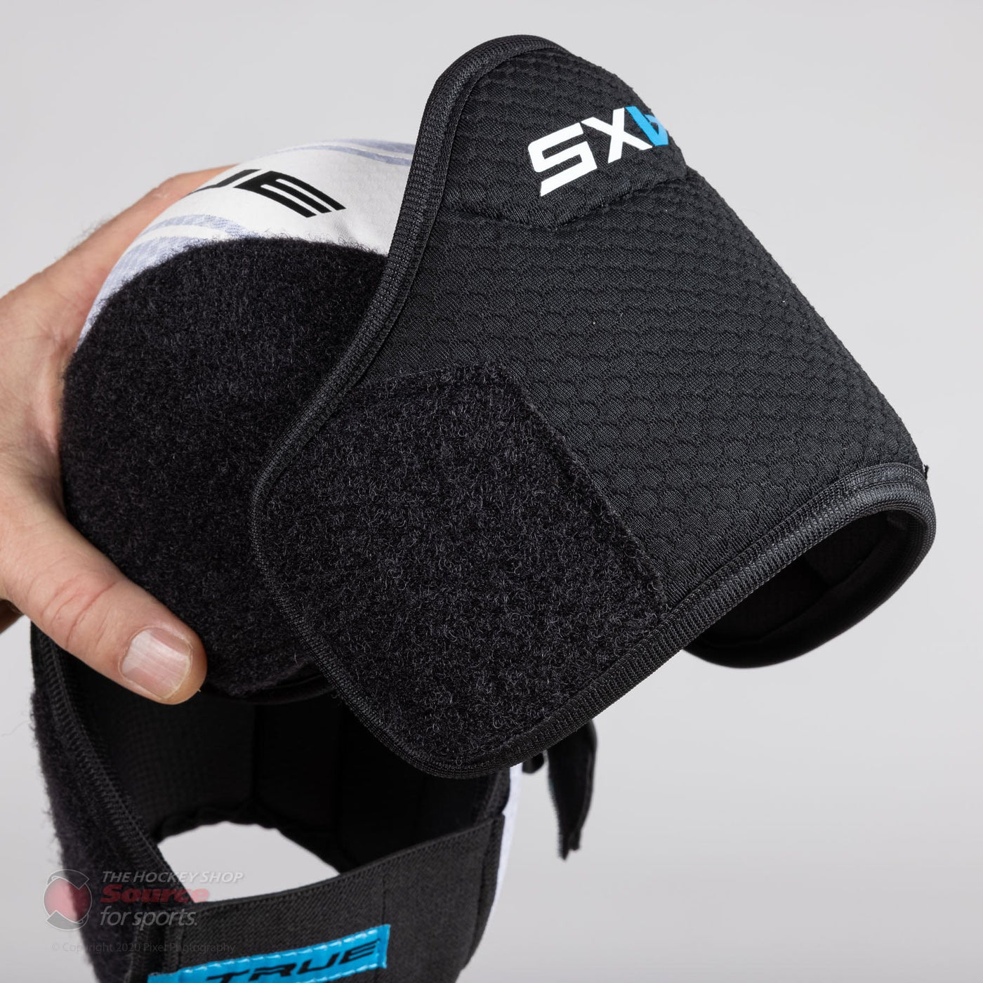 TRUE AX5 Senior Hockey Elbow Pads