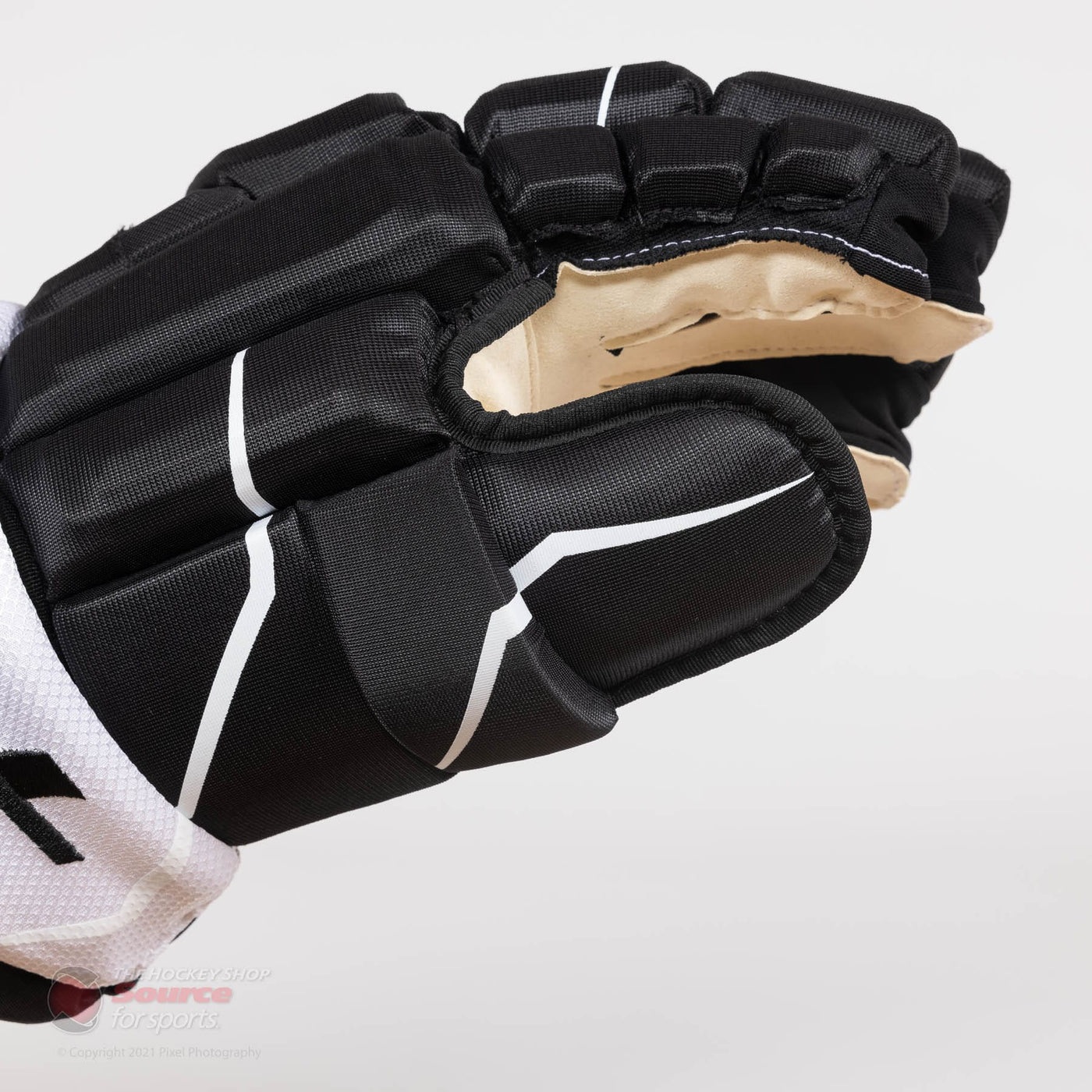 TRUE Catalyst M16 Junior Hockey Gloves