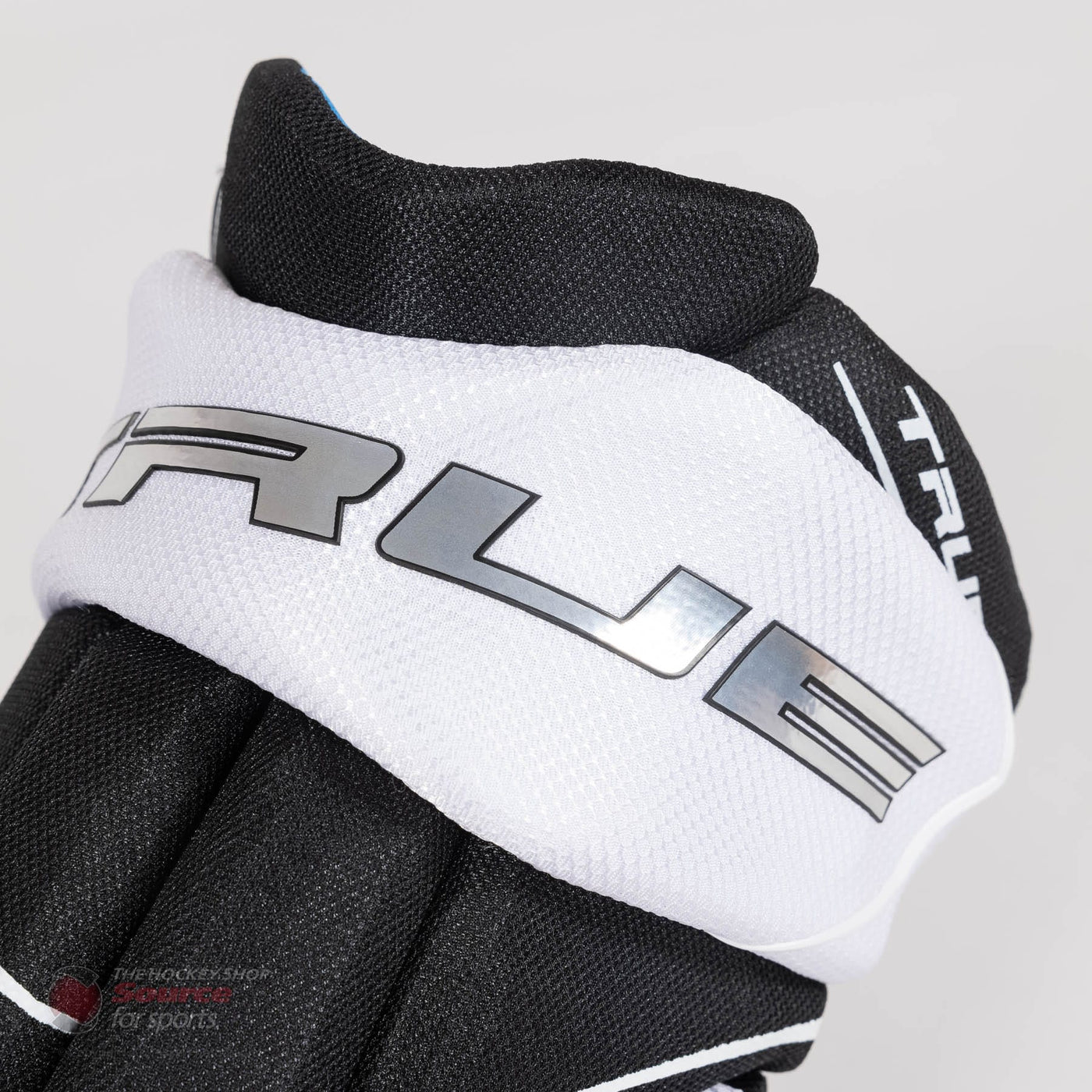 TRUE Catalyst Pro Junior Hockey Gloves