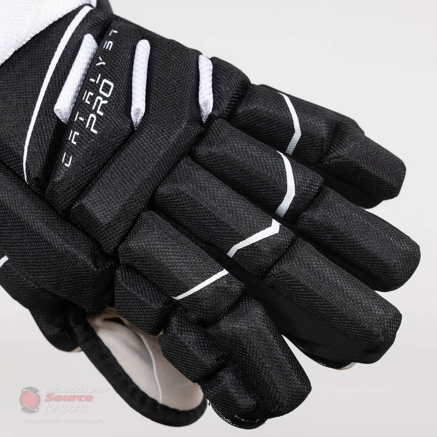 TRUE Catalyst Pro Junior Hockey Gloves