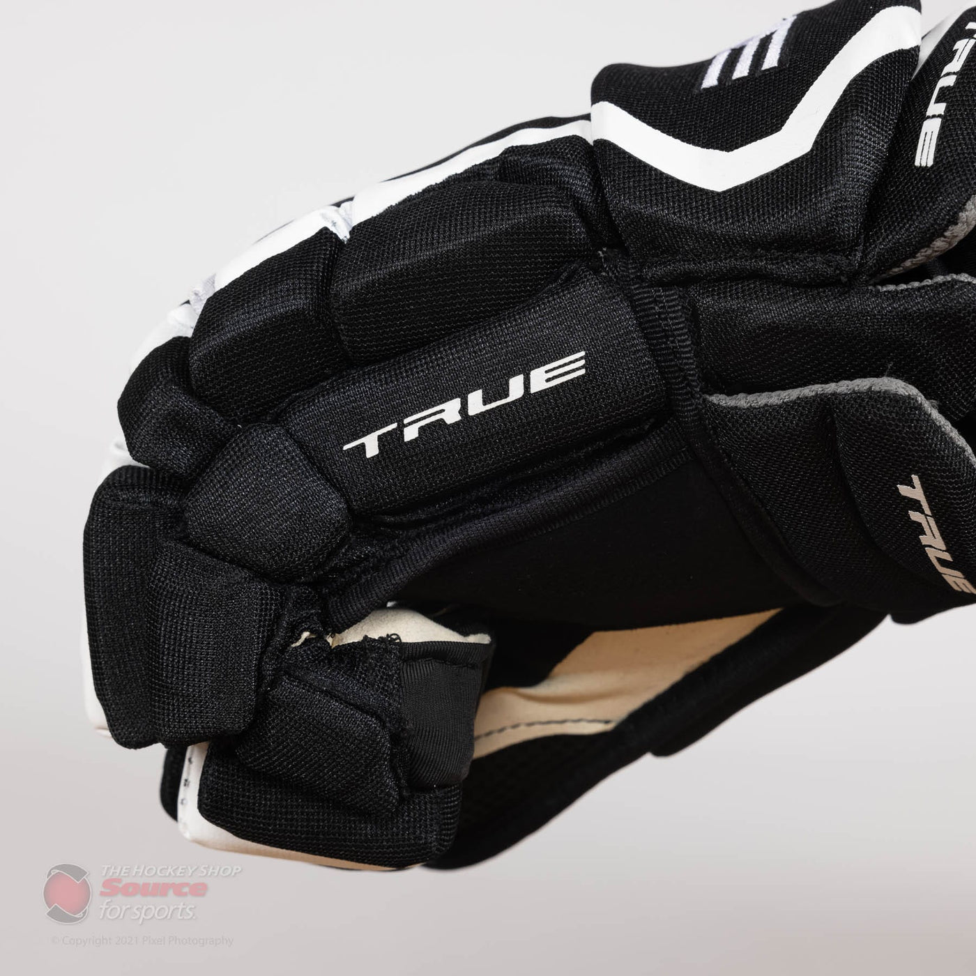 TRUE XC5 Junior Hockey Gloves